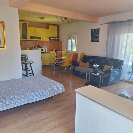 Apartman Mari Traù Esterno foto